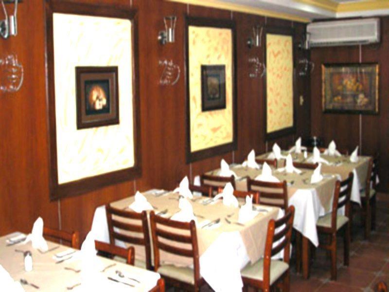 Cresta Inn Panama Stadt Exterior foto